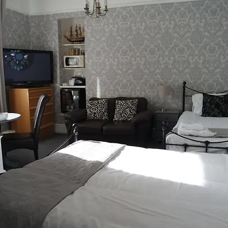 Duporth 4* Penzance